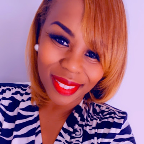 Meet your Posher, Marci - Picture 1 of 1